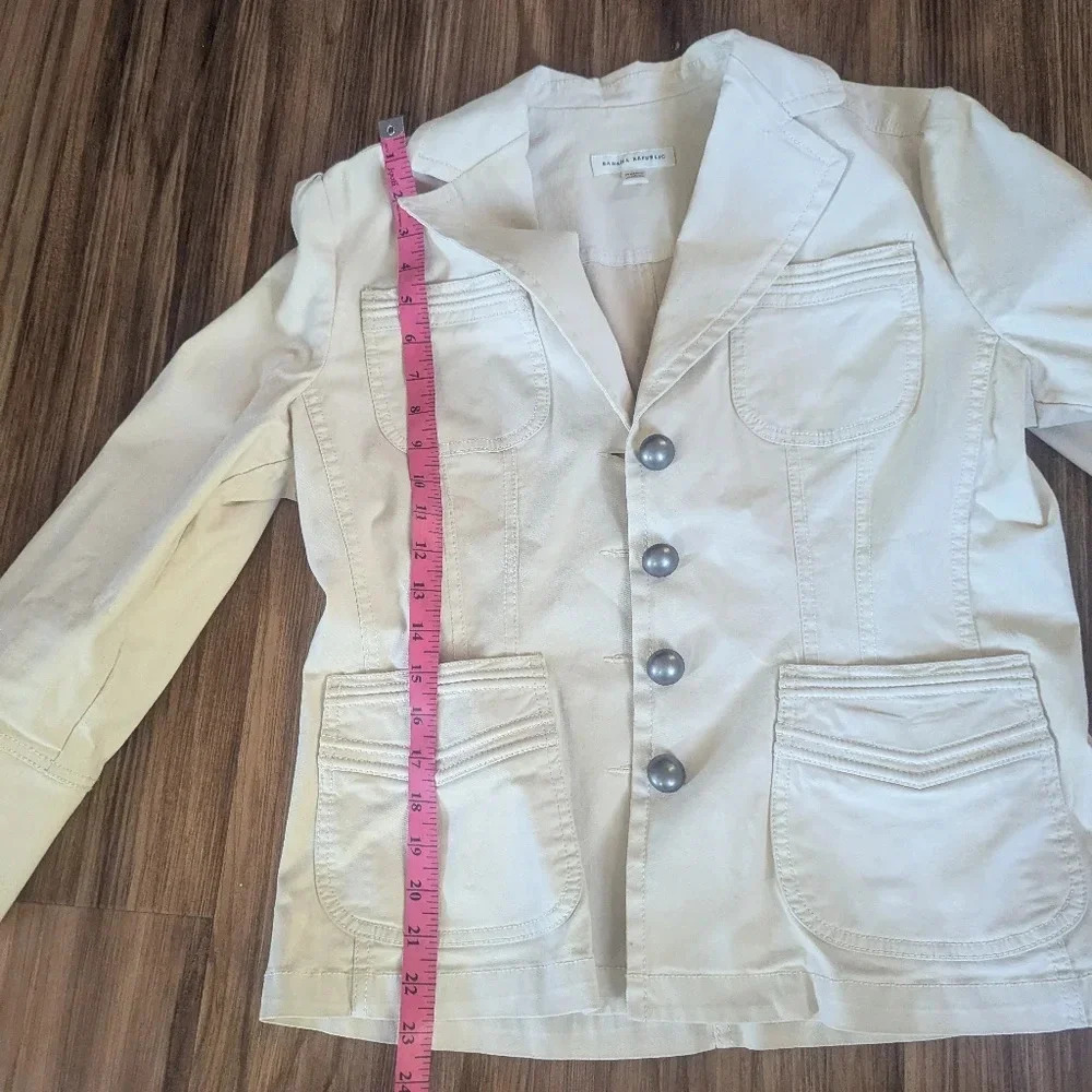 Banana Republic Casual Cream Jacket, US M - Picture 2 of 6